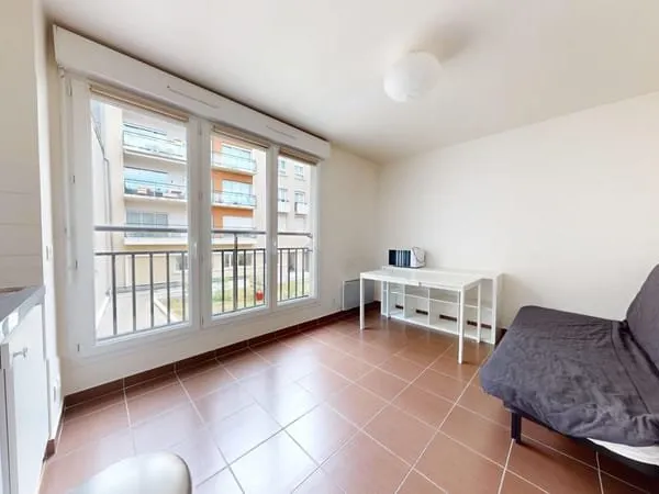 A Louer Appartement De Type F1 MEUBLE - LE HAVRE - Centre-Ville
