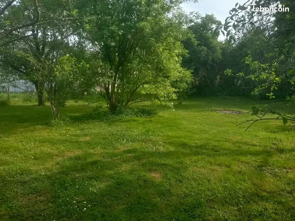 Terrain à bâtir de 800 m sur la commune de Chauffry avec 24m de façade