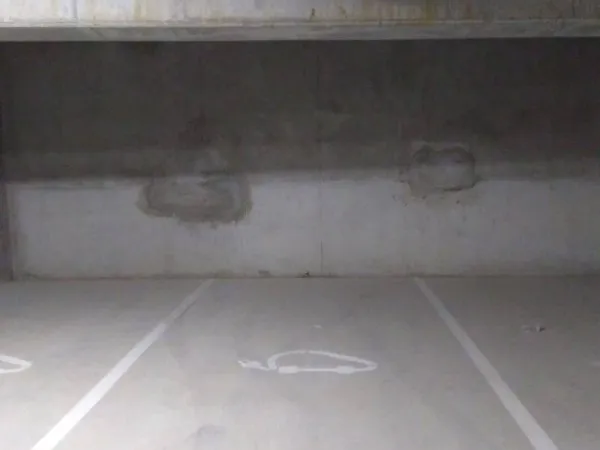 Parking 14 m²
