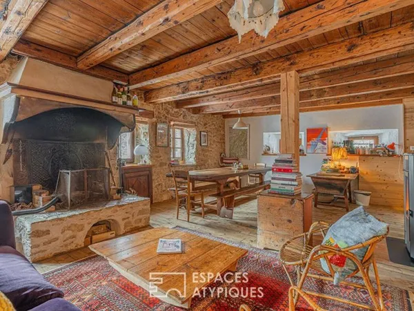 Maison 12 pièces 366 m²