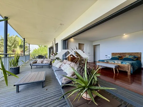Superbe villa moderne sans travaux avec vue imprenable à Saint