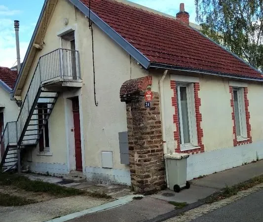 Particulier loue studio meublé de 22M2 à partir du 1er Mai àNANTES