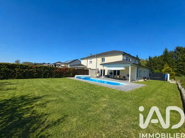 Maison 5 pièces 142 m²
