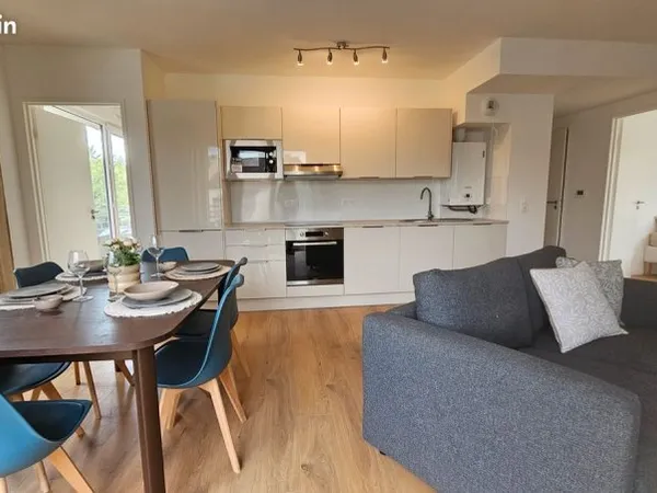 Appartement 4 pièces neuf & meublé (74 m²) avec terrasse + parking - Le Plessis Trévise