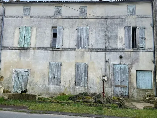 Maison 2 pièces 140 m²