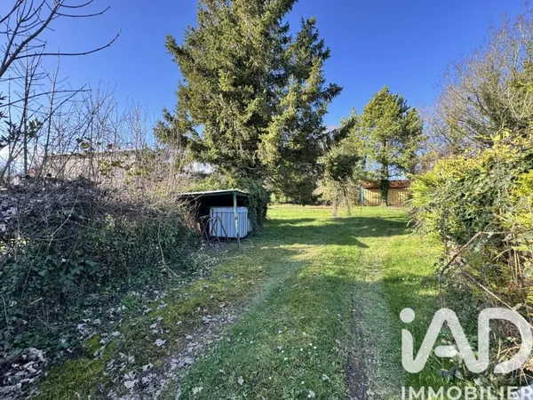 Terrain en individuel 857 m²