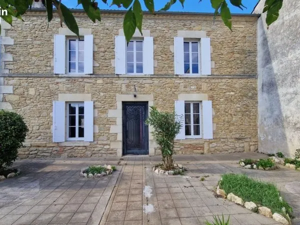 Maison 5 pièces 104 m²