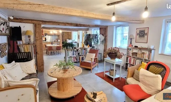 Maison 5 pièces 165 m²
