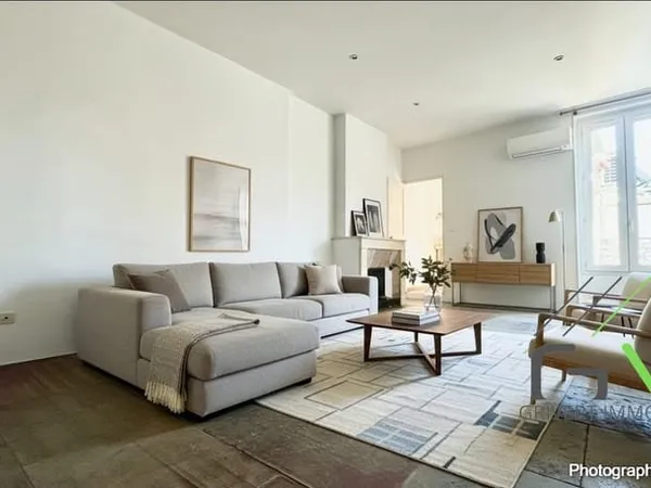 Appartement T3 à Nîmes Carnot - 62 m² avec Terrasse sans vi