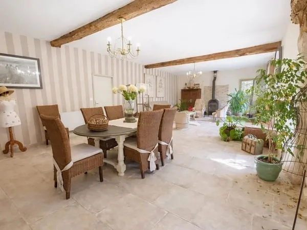 Maison 4 pièces 166 m²
