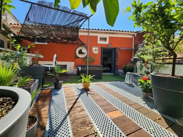 Maison 8 pièces 207 m²