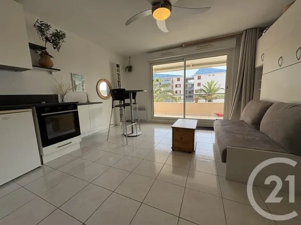 Achat : Appartement (83980)