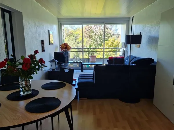 Appartement 1 pièce 77 m²