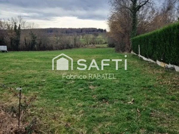 Terrain constructible 1784 m2