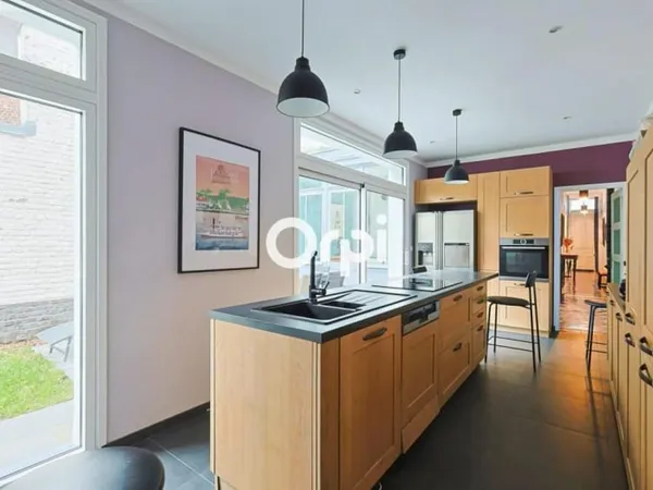 Propriété 7 pièces 265 m²