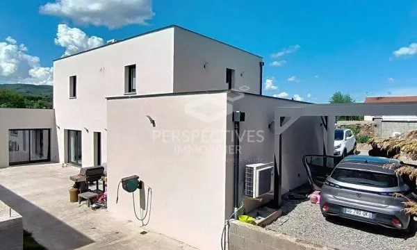 Maison 5 pièces 157 m²