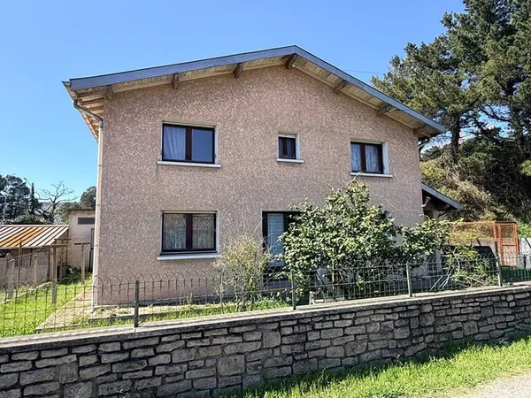 Maison 6 pièces à vendre à Tarnos - 142 m² avec grand hangar et garage