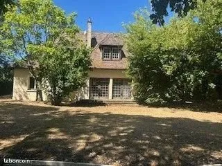Maison 5 pièces 209 m²