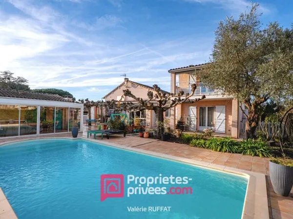 Maison familiale Saint Jory 8 pièce(s) 190 m2 avec grand jardin et piscine