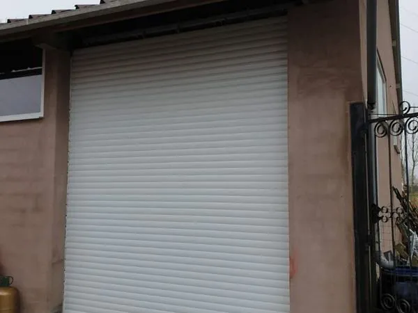 Location hangar/espace de stockage 80 m²