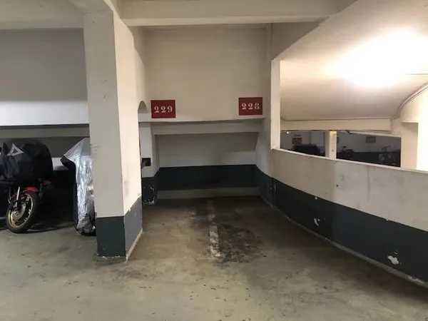 Parking 10 m²