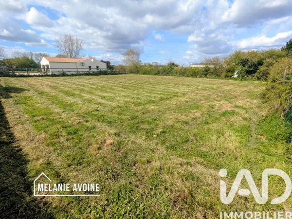 Terrain 1335 m²