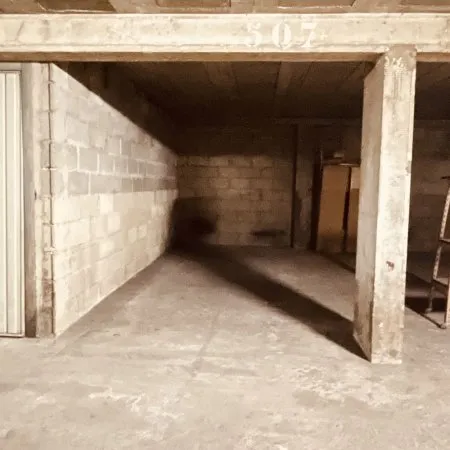 Loue parking 14m²