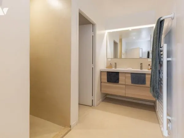 Appartement 4 pièces 116 m²
