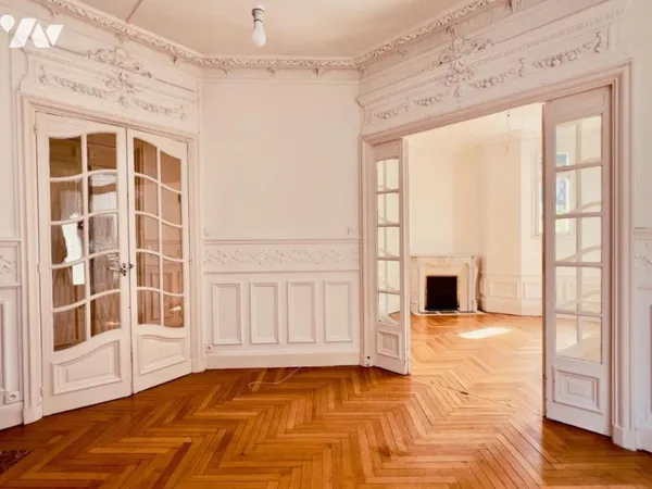 Appartement 6 pièces 102 m²