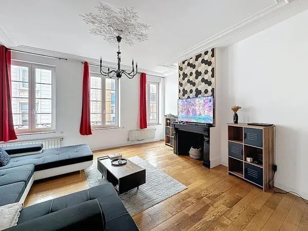 Immeuble de rapport 13 pièces 300 m²