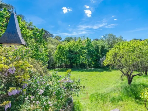 Maison 8 pièces 200 m²