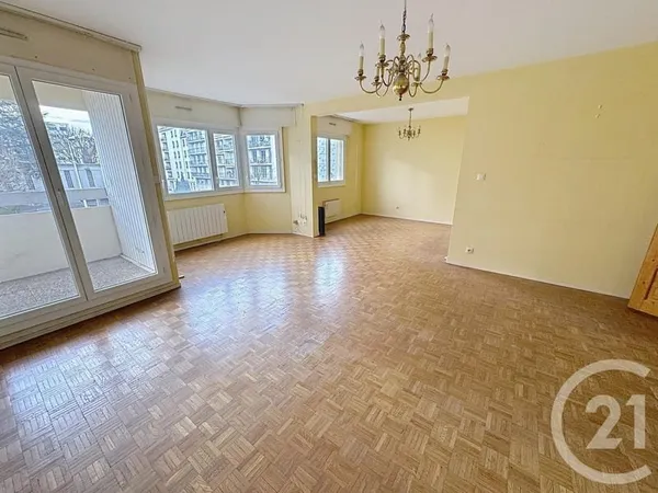 Appartement 5 pièces 100 m²
