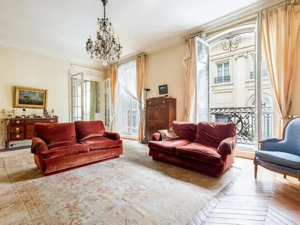 Appartement 4 pièces 153 m²