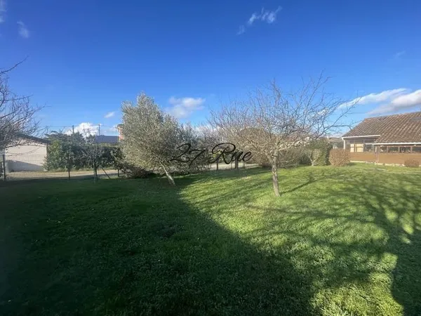 Terrain à bâtir 367 m²