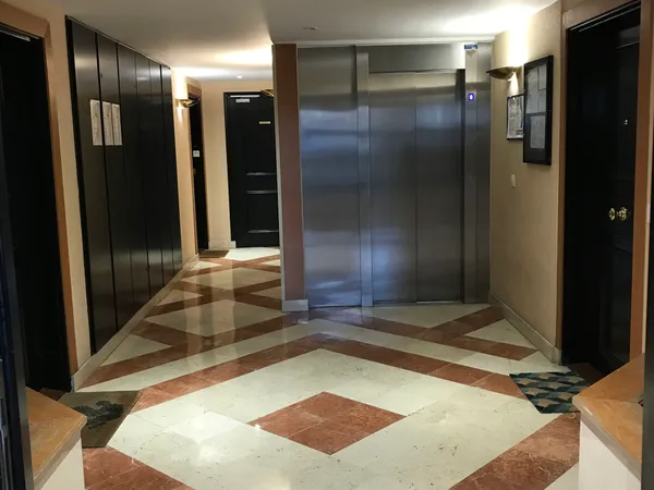 Loue studio F1 non meublé 28m² avec parking