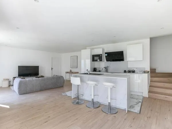 Maison 5 pièces 136 m²