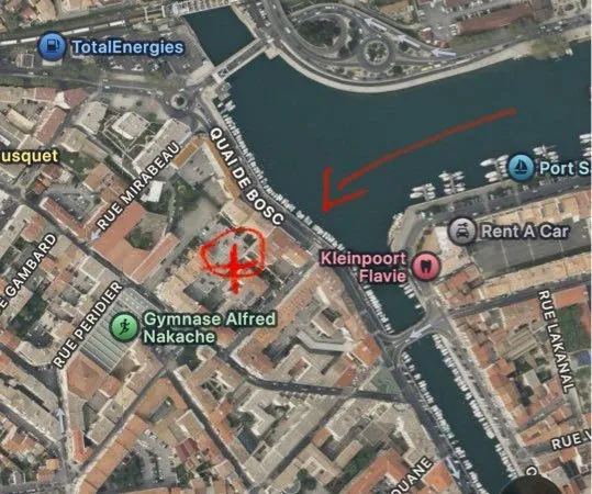 Place parking dans résidence sécurisée centre SETE