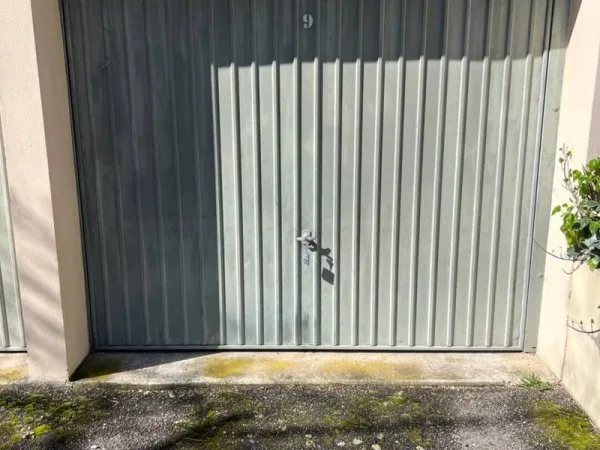 Parking 13 m²