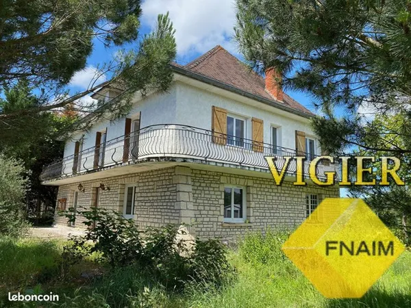 Maison 8 pièces 155 m²