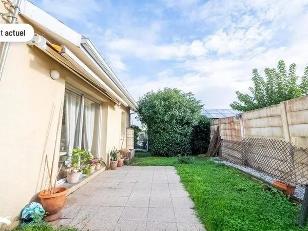 Maison de plain-pied 3 pièces 77 m²