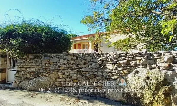 Villa Vendemian 6 pièce(s) 96m2 habitables et 90m2 de garage