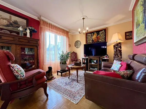 A VENDRE Appartement Dinan 4 pièce(s) 90 m2 - Proche centre ville et Bords de Rance