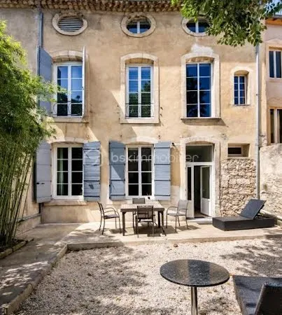 Propriété 7 pièces 260 m²