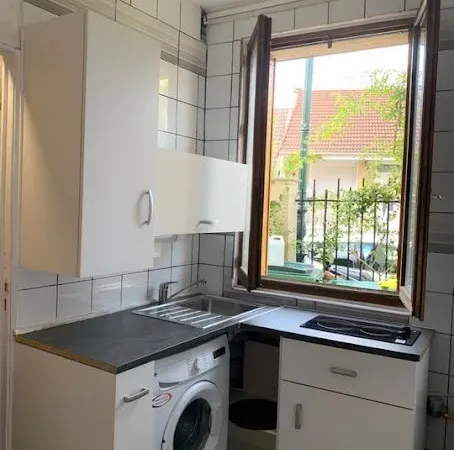Studio 1 pièce 25 m²