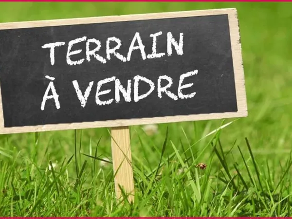 À Vendre Terrain Constructible à Saulny