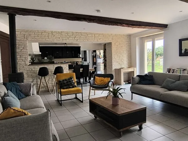 Maison de village 7 pièces 146 m²