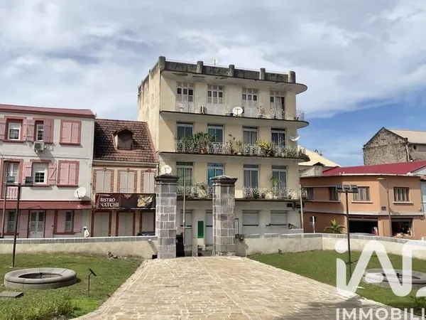 Immeuble 373 m²