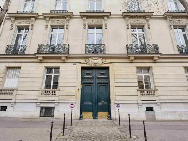 Bureaux 394 m²