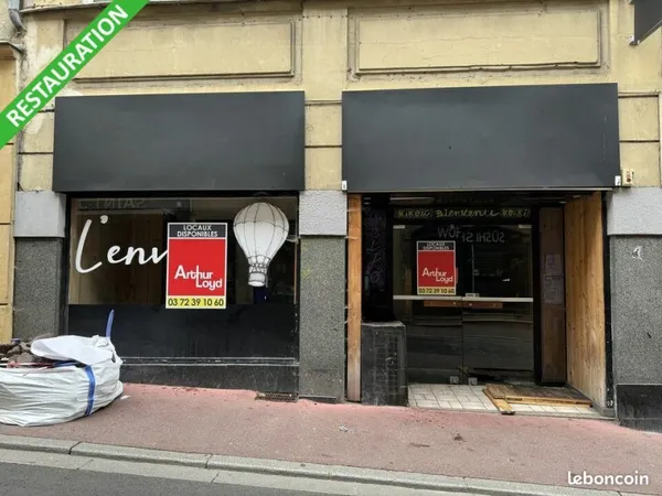 Local commercial 223 m²