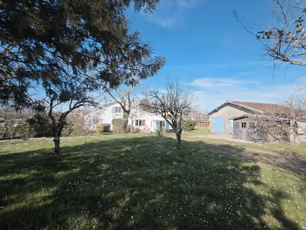 Maison 8 pièces 186 m²